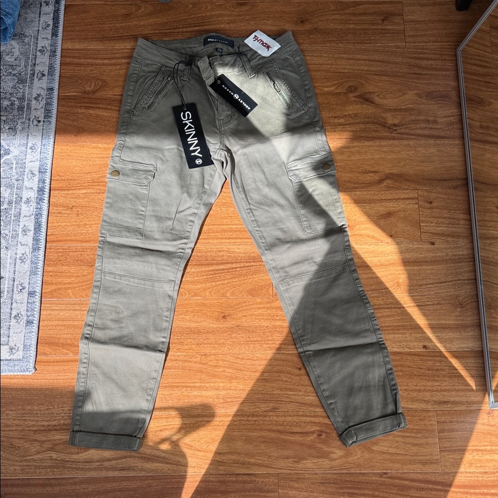 Ashley Mason Olive Green Skinny Cargo Pants